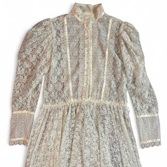 Vintage Gunne Sax Lace Prairie Dress – Victorian Cottagecore size small/medium - Picture 2 of 7